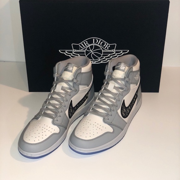 ❌SOLD❌ Dior x Air Jordan 1 High - Picture 2 of 3